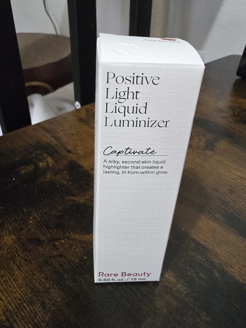 Rare Beauty Positive Light Liquid Luminizer - Picture 3 of 5